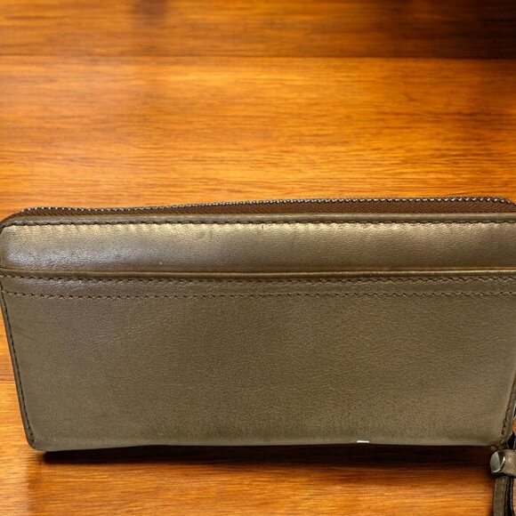 Coach Pale Metallic Gold Zip Around Vintage Leather Wallet - Picture 11 of 13